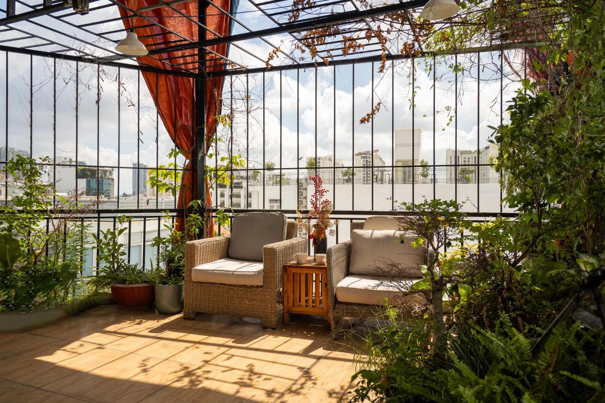 होटल के अलावा Cherry - Thao Dien Centre 5*